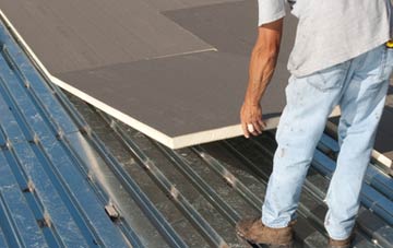 benefits of insulating Wolfhampcote flat roofing